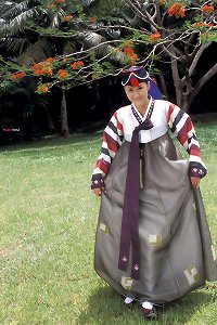 chinese hanbok woman bare in park